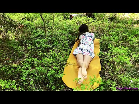 ❤️ Tinder တွင် သူစိမ်းတစ်ယောက်သည် ကျွန်ုပ်၏ Pussy နှင့် Fucks များကို တောထဲ၌ စိတ်အားထက်သန်စွာ အနိုင်ယူသည်။ ️ Russian porn မှာ ငါတို့မှာ ❌️